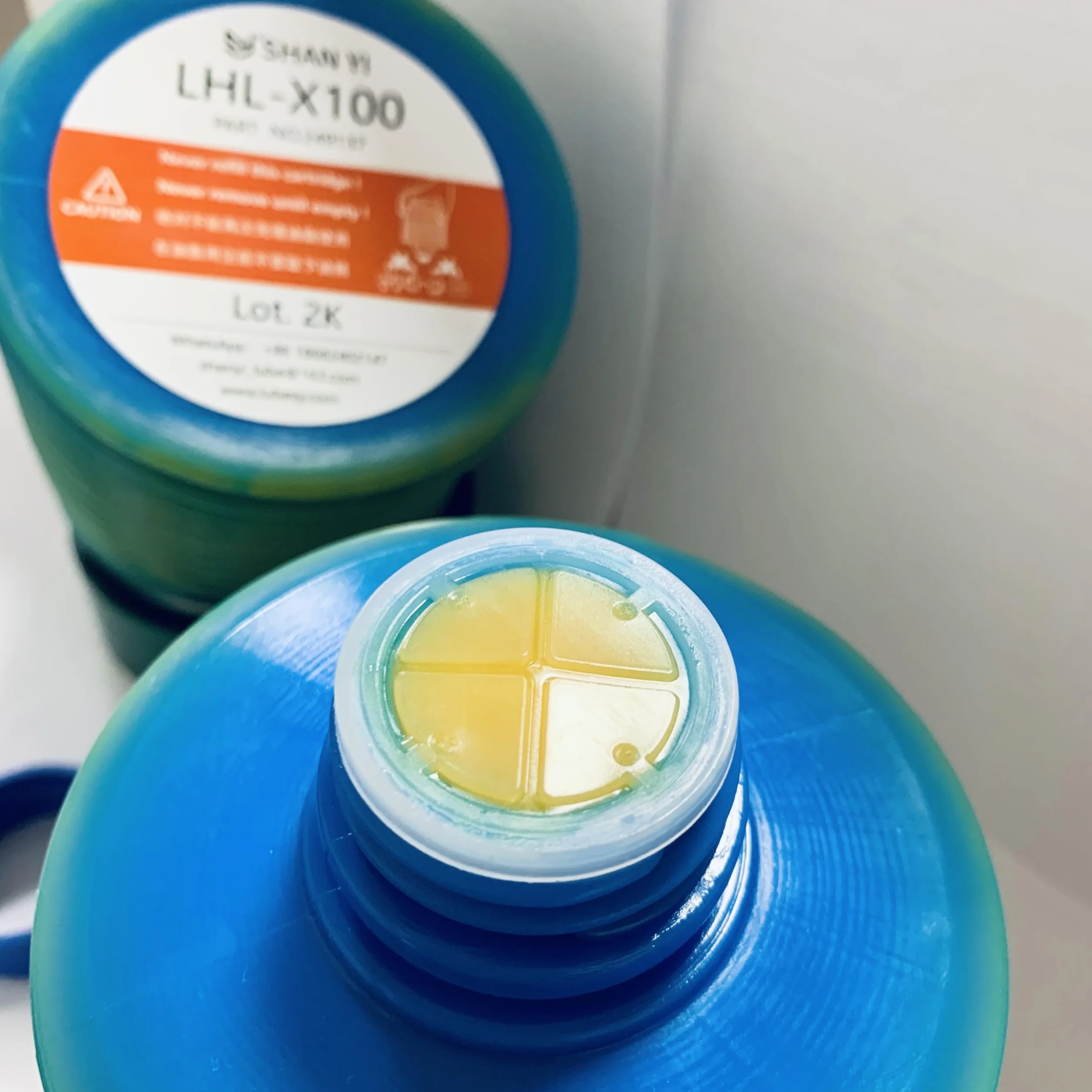 LHL-X100-7 (700 ml) Lube CNC-Bearbeitungszentrum Zubehör 249137 Fett, für Makino-Maschinen, Teilenummer Z192A1600010,MAZAK DOOSAN, geeignet für LUBE Ölpumpe P-107